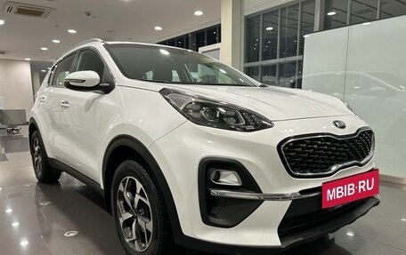 KIA Sportage IV рестайлинг, 2021 год, 2 500 000 рублей, 3 фотография