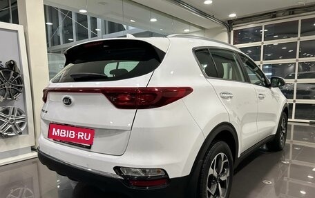 KIA Sportage IV рестайлинг, 2021 год, 2 500 000 рублей, 4 фотография