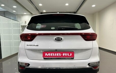 KIA Sportage IV рестайлинг, 2021 год, 2 500 000 рублей, 7 фотография