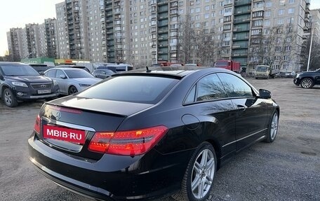 Mercedes-Benz E-Класс, 2013 год, 2 400 000 рублей, 5 фотография