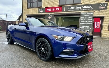 Ford Mustang VI рестайлинг, 2016 год, 2 570 000 рублей, 6 фотография