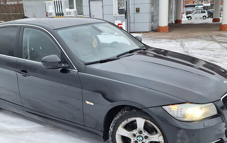 BMW 3 серия, 2011 год, 1 400 000 рублей, 5 фотография