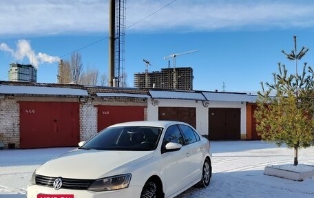 Volkswagen Jetta VI, 2011 год, 1 313 000 рублей, 2 фотография