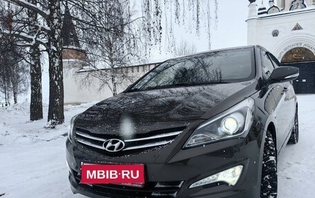 Hyundai Solaris II рестайлинг, 2015 год, 1 500 000 рублей, 1 фотография