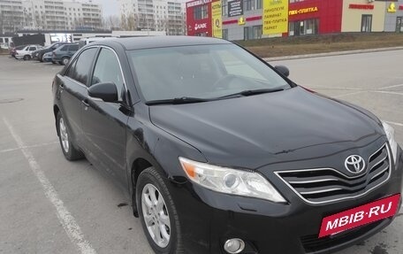 Toyota Camry, 2011 год, 1 850 000 рублей, 3 фотография