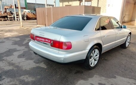 Audi A8, 2000 год, 820 000 рублей, 11 фотография