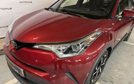 Toyota C-HR I рестайлинг, 2018 год, 2 450 000 рублей, 9 фотография