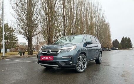 Honda Pilot III рестайлинг, 2021 год, 4 850 000 рублей, 2 фотография