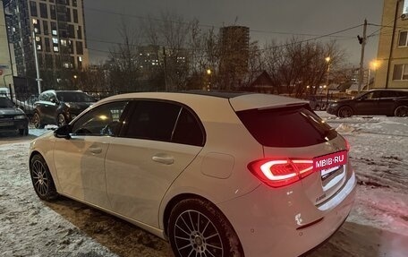 Mercedes-Benz A-Класс, 2018 год, 1 888 000 рублей, 7 фотография