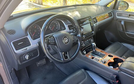 Volkswagen Touareg III, 2012 год, 2 285 000 рублей, 14 фотография