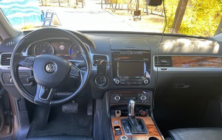 Volkswagen Touareg III, 2012 год, 2 285 000 рублей, 21 фотография