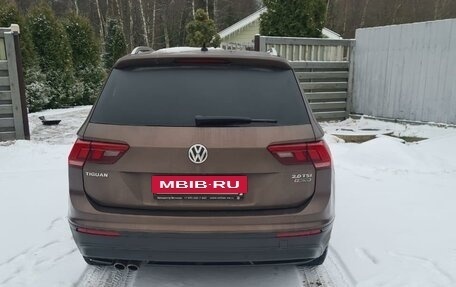 Volkswagen Tiguan II, 2017 год, 2 600 000 рублей, 4 фотография