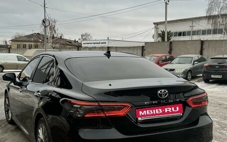 Toyota Camry, 2019 год, 3 550 000 рублей, 6 фотография