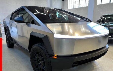 Tesla Cybertruck, 2024 год, 25 800 000 рублей, 4 фотография