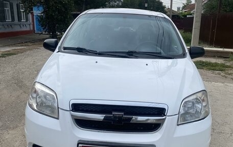 Chevrolet Aveo III, 2010 год, 480 000 рублей, 2 фотография