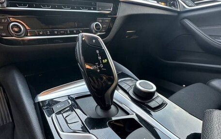 BMW 5 серия, 2019 год, 3 120 000 рублей, 15 фотография