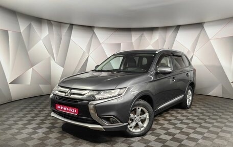 Mitsubishi Outlander III рестайлинг 3, 2015 год, 1 695 000 рублей, 1 фотография