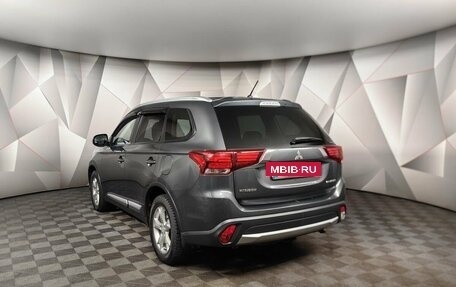 Mitsubishi Outlander III рестайлинг 3, 2015 год, 1 695 000 рублей, 4 фотография