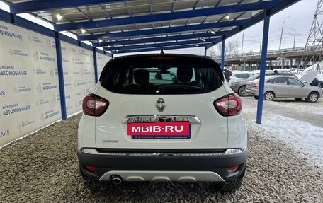 Renault Kaptur I рестайлинг, 2017 год, 1 599 000 рублей, 4 фотография