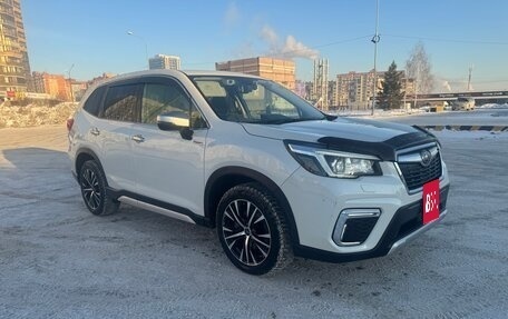 Subaru Forester, 2018 год, 2 900 000 рублей, 3 фотография