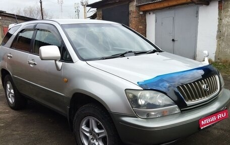 Toyota Harrier, 1998 год, 1 025 000 рублей, 12 фотография