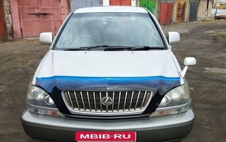 Toyota Harrier, 1998 год, 1 025 000 рублей, 11 фотография