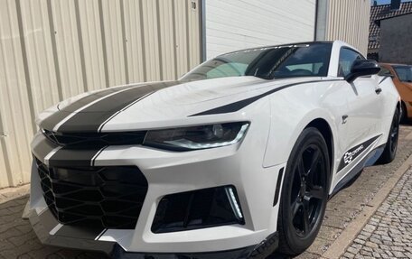 Chevrolet Camaro VI, 2021 год, 5 070 131 рублей, 1 фотография