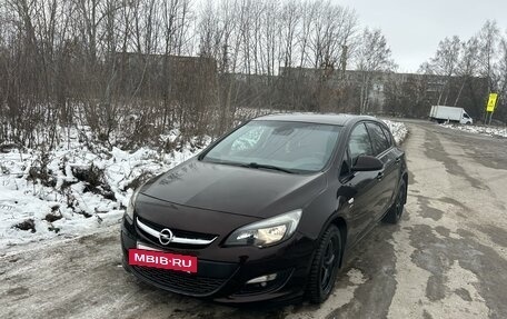 Opel Astra J, 2014 год, 985 000 рублей, 7 фотография