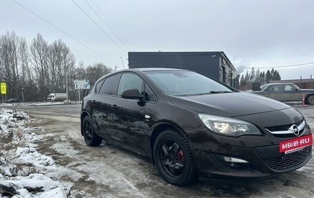 Opel Astra J, 2014 год, 985 000 рублей, 3 фотография