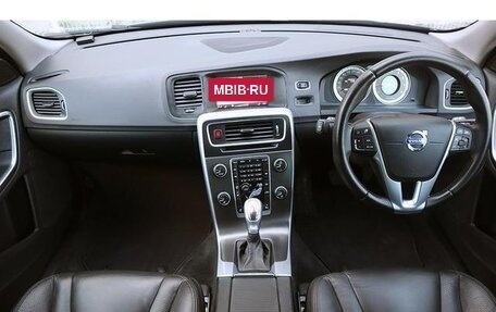 Volvo V60 I, 2013 год, 1 050 000 рублей, 9 фотография