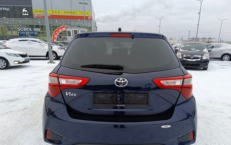 Toyota Vitz, 2018 год, 1 149 995 рублей, 6 фотография