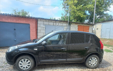 Renault Logan I, 2013 год, 640 000 рублей, 2 фотография