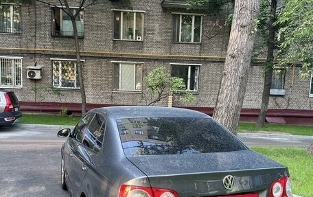 Volkswagen Jetta VI, 2010 год, 650 000 рублей, 3 фотография