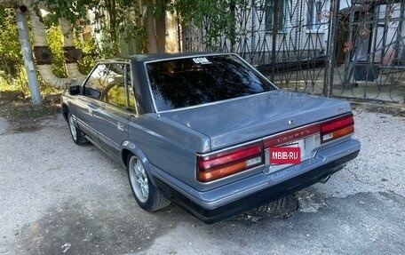 Nissan Laurel VIII, 1986 год, 890 000 рублей, 1 фотография