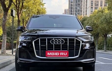 Audi Q7, 2021 год, 4 700 000 рублей, 2 фотография