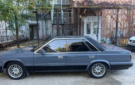 Nissan Laurel VIII, 1986 год, 890 000 рублей, 5 фотография