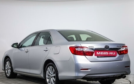 Toyota Camry, 2014 год, 7 фотография