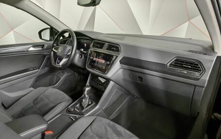 Volkswagen Tiguan II, 2021 год, 2 845 000 рублей, 9 фотография