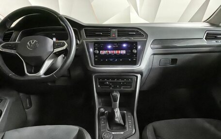 Volkswagen Tiguan II, 2021 год, 2 845 000 рублей, 11 фотография