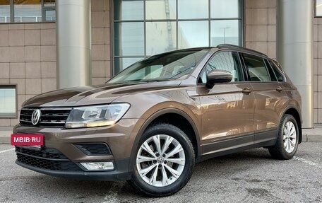 Volkswagen Tiguan II, 2017 год, 2 070 000 рублей, 3 фотография