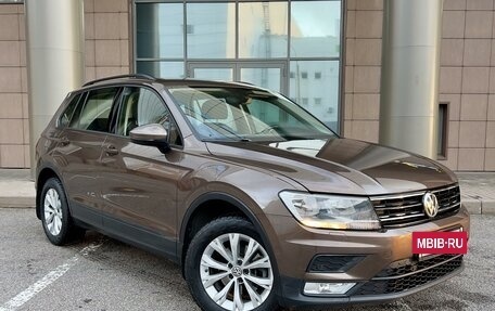 Volkswagen Tiguan II, 2017 год, 2 070 000 рублей, 2 фотография