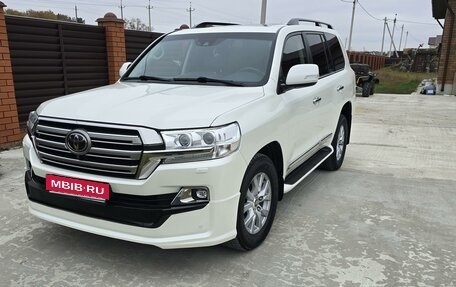 Toyota Land Cruiser 200, 2020 год, 9 100 000 рублей, 13 фотография