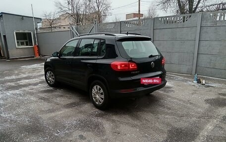 Volkswagen Tiguan I, 2012 год, 1 090 000 рублей, 6 фотография