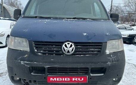 Volkswagen Transporter T5 рестайлинг, 2006 год, 670 000 рублей, 1 фотография