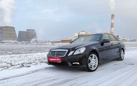 Mercedes-Benz E-Класс, 2011 год, 1 650 000 рублей, 13 фотография