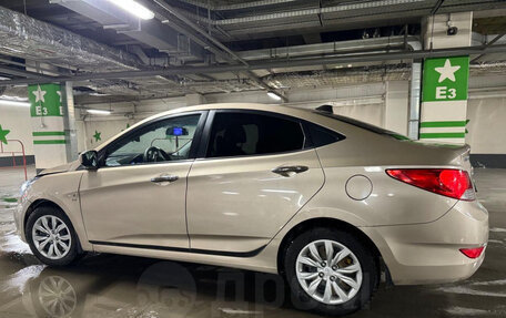 Hyundai Solaris II рестайлинг, 2013 год, 760 000 рублей, 4 фотография