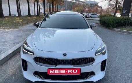 KIA Stinger I, 2020 год, 2 700 000 рублей, 2 фотография