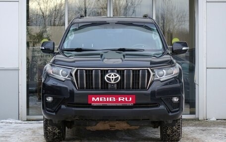 Toyota Land Cruiser Prado 150 рестайлинг 2, 2020 год, 5 990 000 рублей, 4 фотография