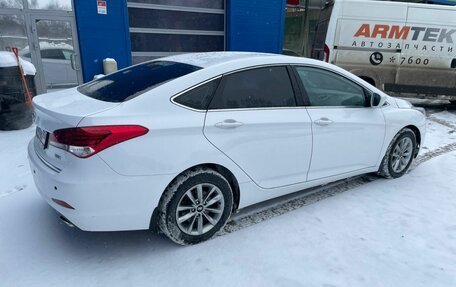 Hyundai i40 I рестайлинг, 2015 год, 1 290 000 рублей, 4 фотография