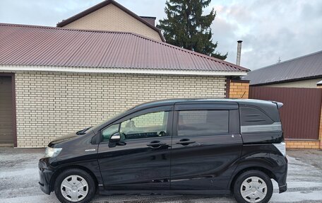 Honda Freed I, 2013 год, 1 415 000 рублей, 4 фотография